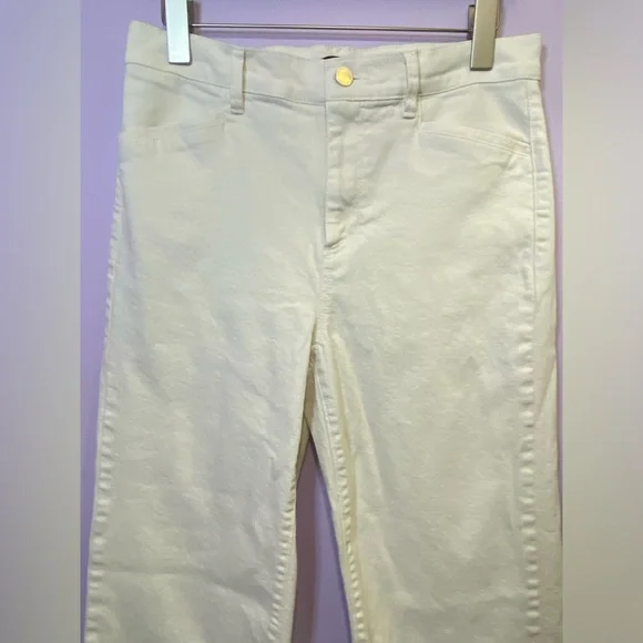 ⭐️BOGO⭐️ Ann Taylor Factory off white high-waisted, wide-leg, cropped jeans - Picture 6 of 11